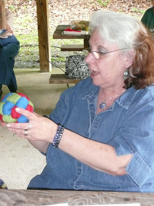 VickieZ.KnitBall